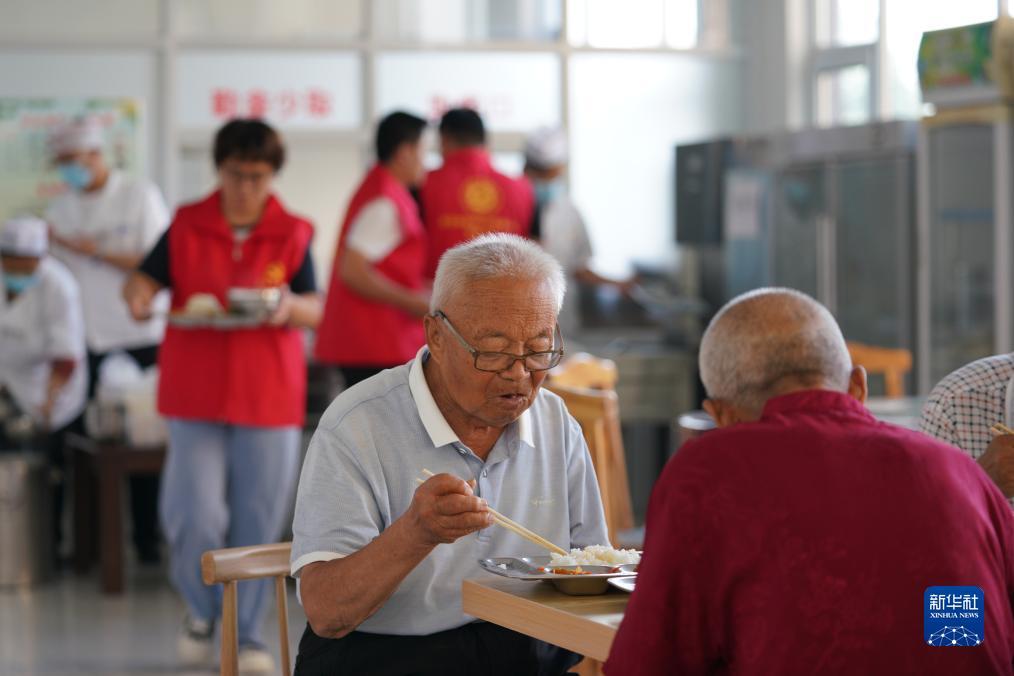 糖果派对掉4个棒棒糖